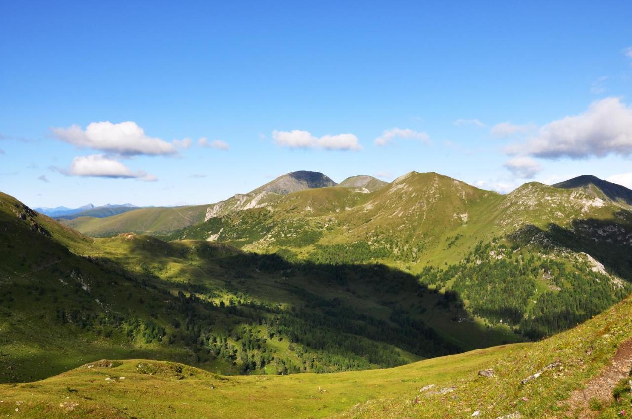 Jufa Hotel Hochrindl Bagian luar foto