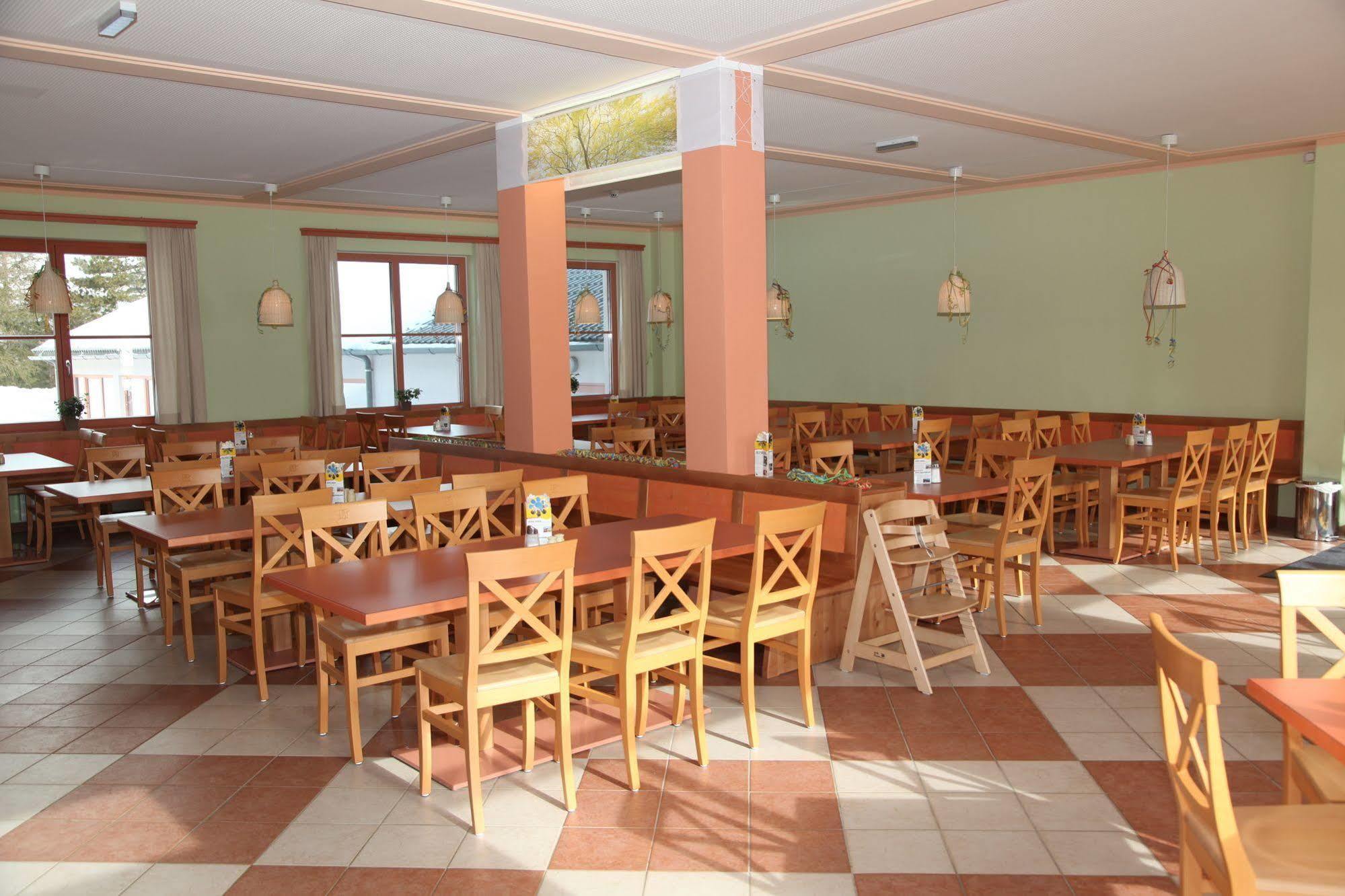 Jufa Hotel Hochrindl Bagian luar foto